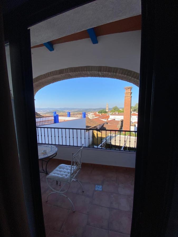 Hotel Rural La Posada De Las Cigueenas Jerez De Los Caballeros Extérieur photo