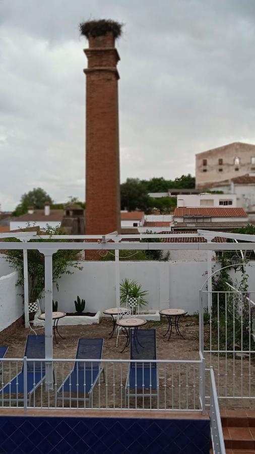 Hotel Rural La Posada De Las Cigueenas Jerez De Los Caballeros Extérieur photo