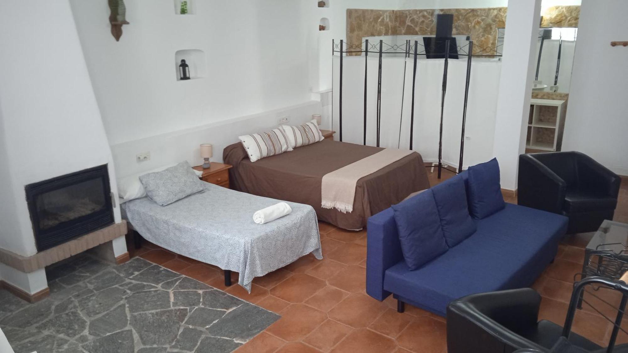 Hotel Rural La Posada De Las Cigueenas Jerez De Los Caballeros Extérieur photo
