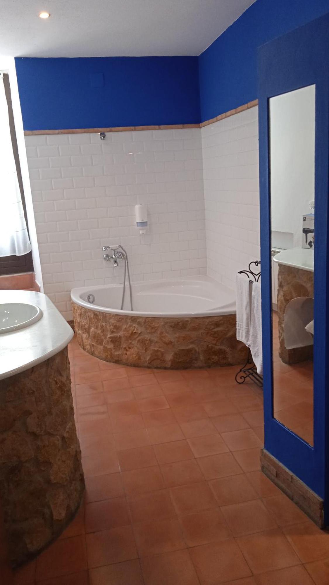 Hotel Rural La Posada De Las Cigueenas Jerez De Los Caballeros Extérieur photo