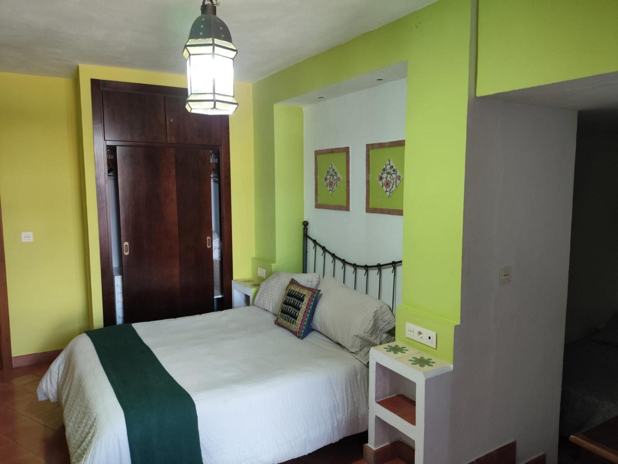 Hotel Rural La Posada De Las Cigueenas Jerez De Los Caballeros Extérieur photo